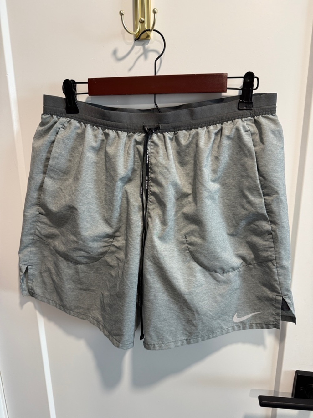 Nike Men's Light Gray Performance Training Shorts with Drawstring - lined Large